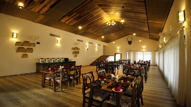 MPT Jungle resort sarhi, kanha restaurant