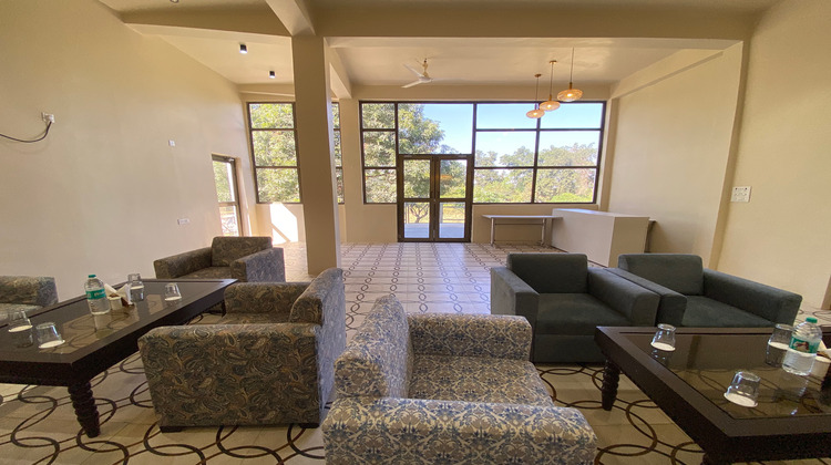 eriline resorts common area