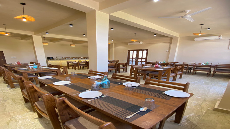 eriline resorts restaurant area