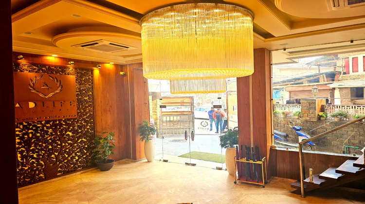 hotel adlife luxury, srinagar common area