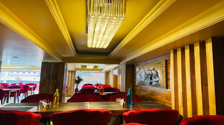 hotel adlife luxury, srinagar restaurants