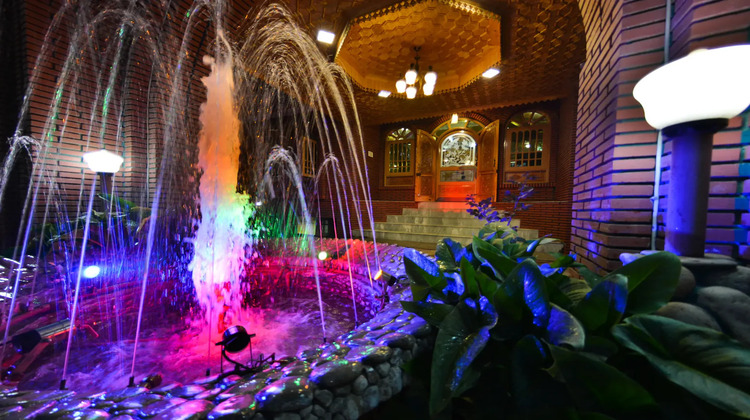 hotel city grace fountain