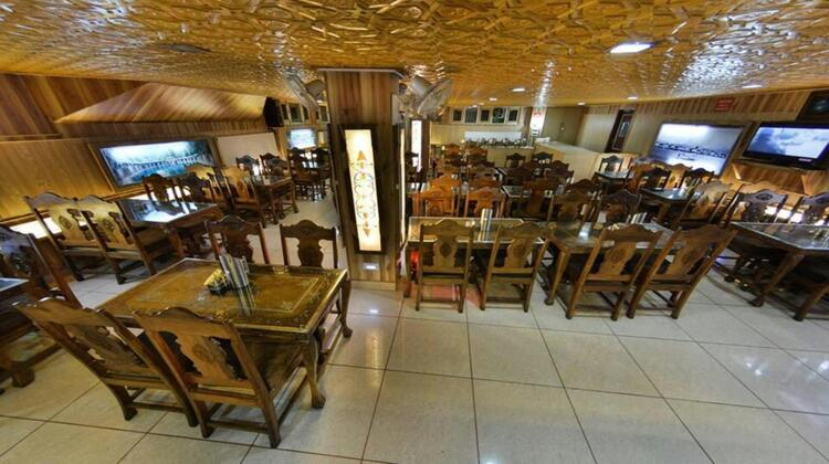 hotel city grace restaurant