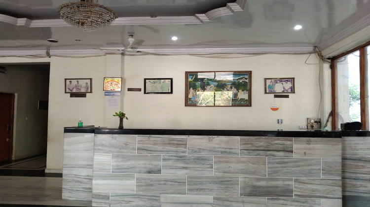 hotel mohan raj villas reception