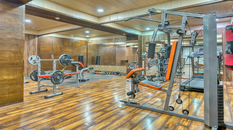 hotel palm spring gym