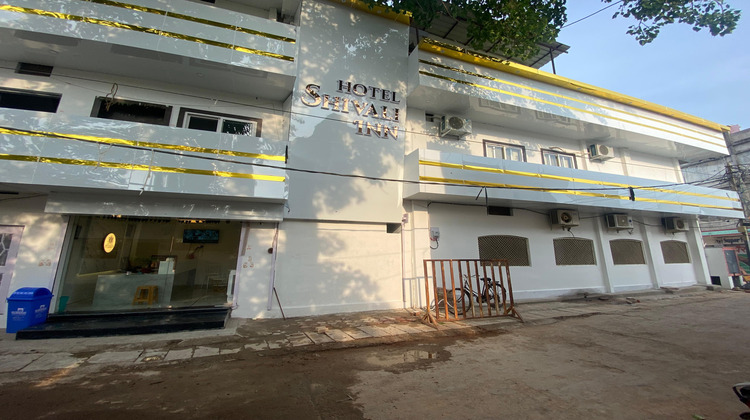 hotel shivali inn entrance