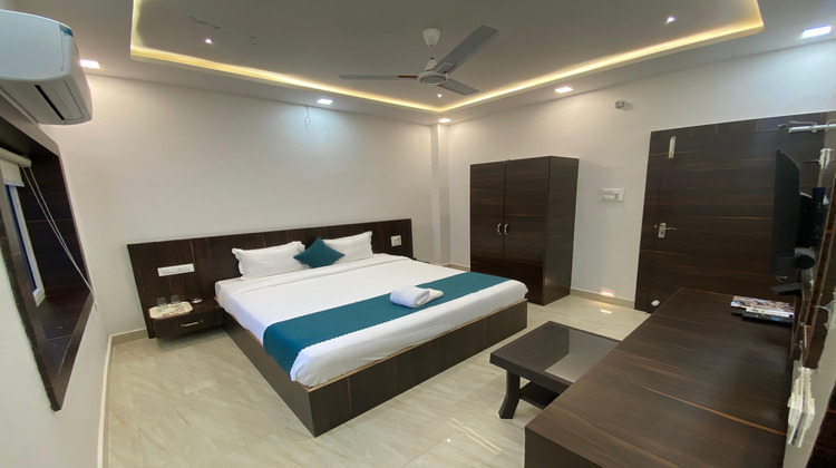 hotel shivali inn room amenities