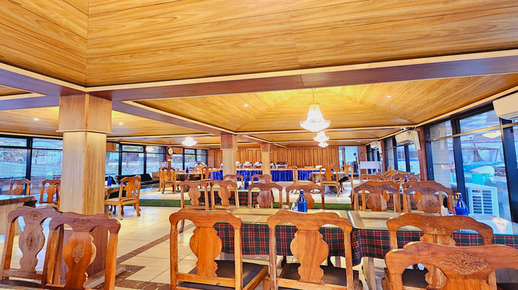 kashmir mahal resorts restaurants
