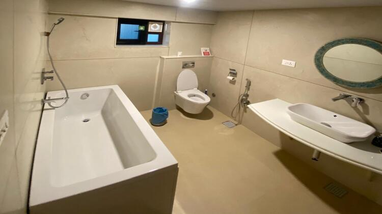 kashmir mahal resorts washroom