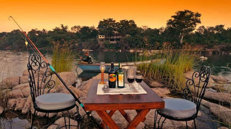 ken river lodge outdoor