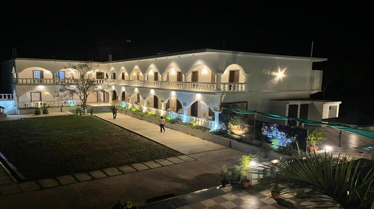 the ashoka hotels & resorts, Panna garden